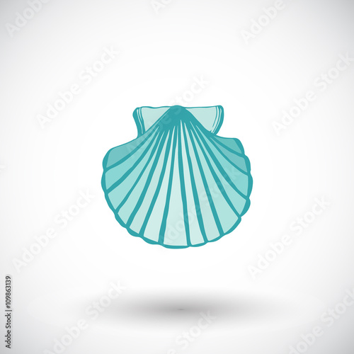 Scallop shell sketch. Hand-drawn sea or ocean life cartoon icon. Vector illustration. 
