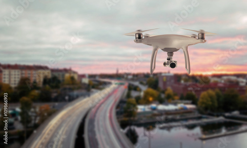Drone quad copter recorded traffic in the metropolitan area.