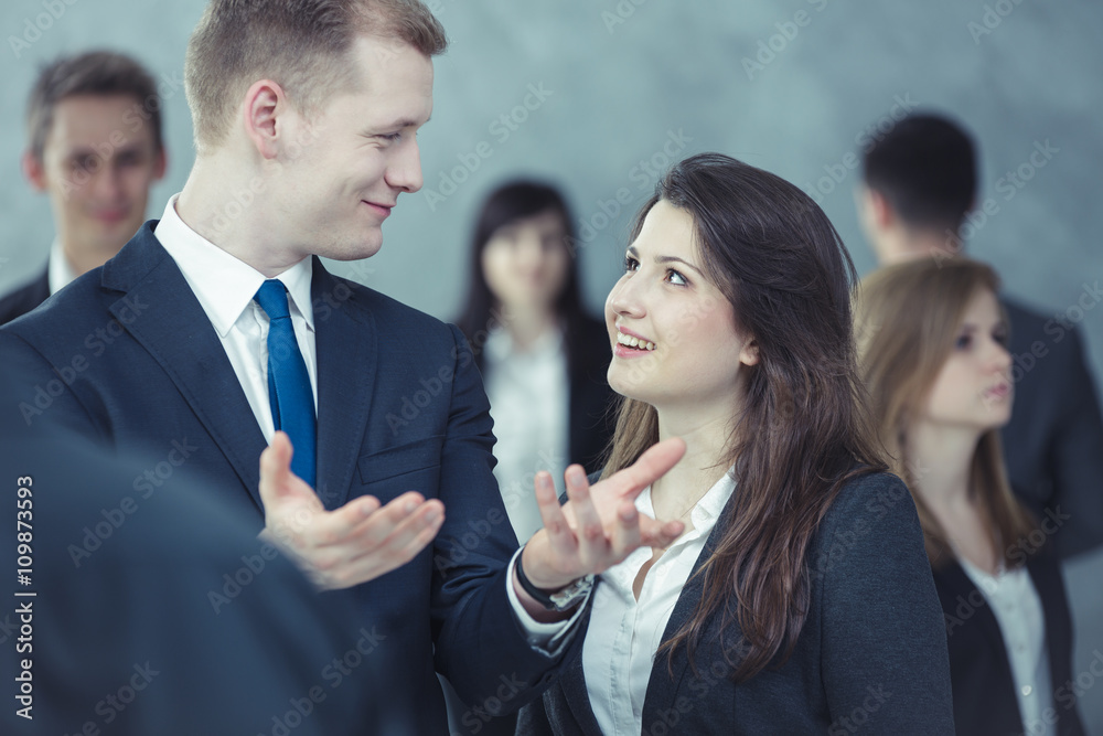 Nice to meet someone you know in this anonymous crowd Nice to meet someone you know in this anonymous crowd