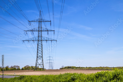 Freileitungsmast | Stromtrasse photo