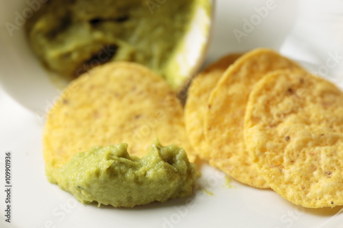 Guacamole and chips