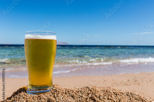 The glass of beer