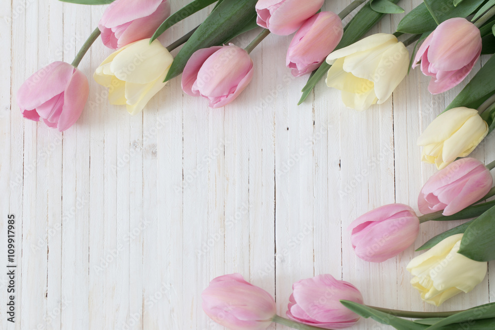 beautiful tulips on wooden background - obrazy, fototapety, plakaty 