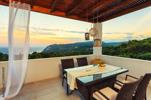 villa exterior with decoration