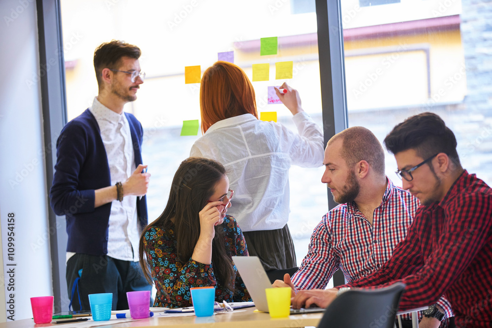 Obraz premium Startup entrepreneurs