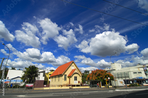 Fototapeta Naklejka Na Ścianę i Meble -  Small community church on Annerley street of Brisbane