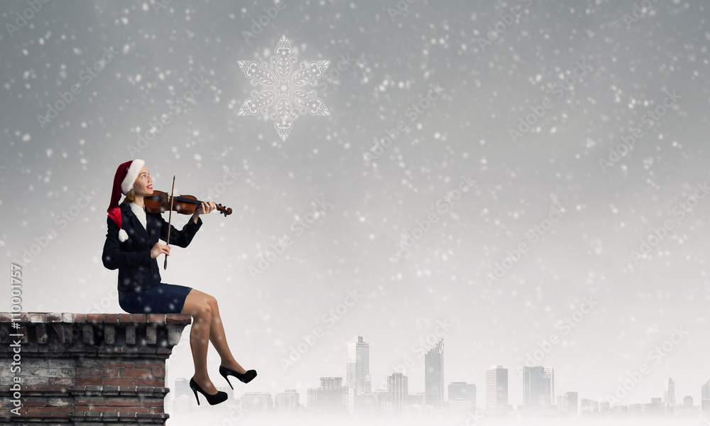 Santa woman play violin