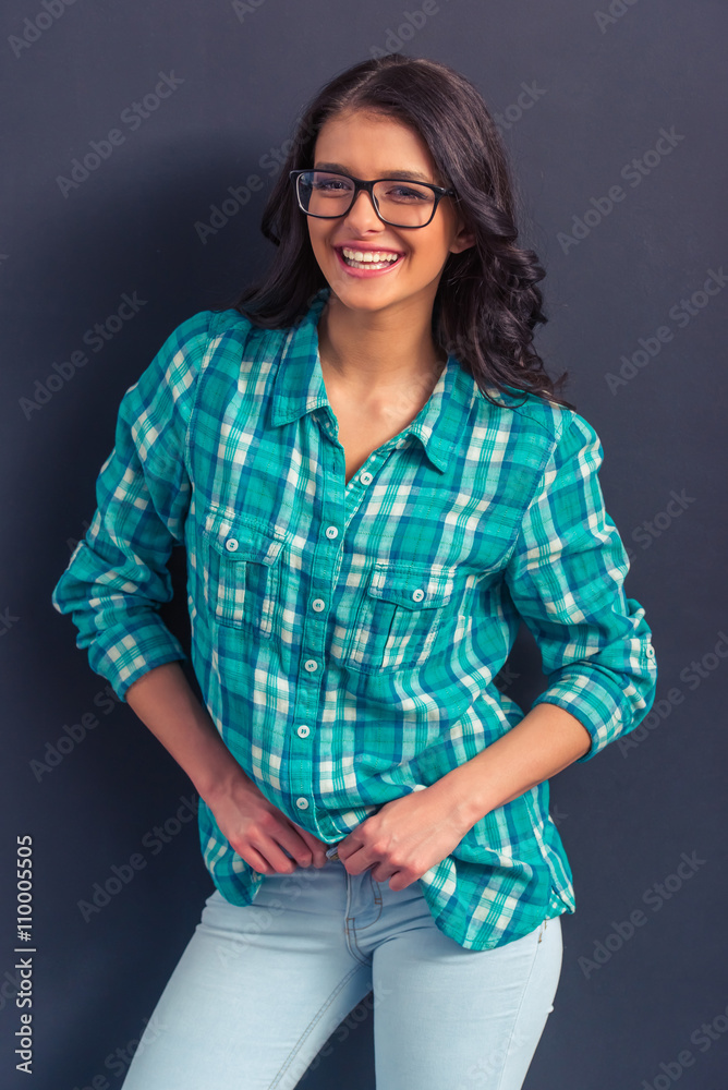 Attractive young woman Attractive young woman