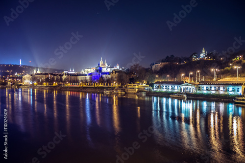 Prag in der Nacht  © Still & Motion