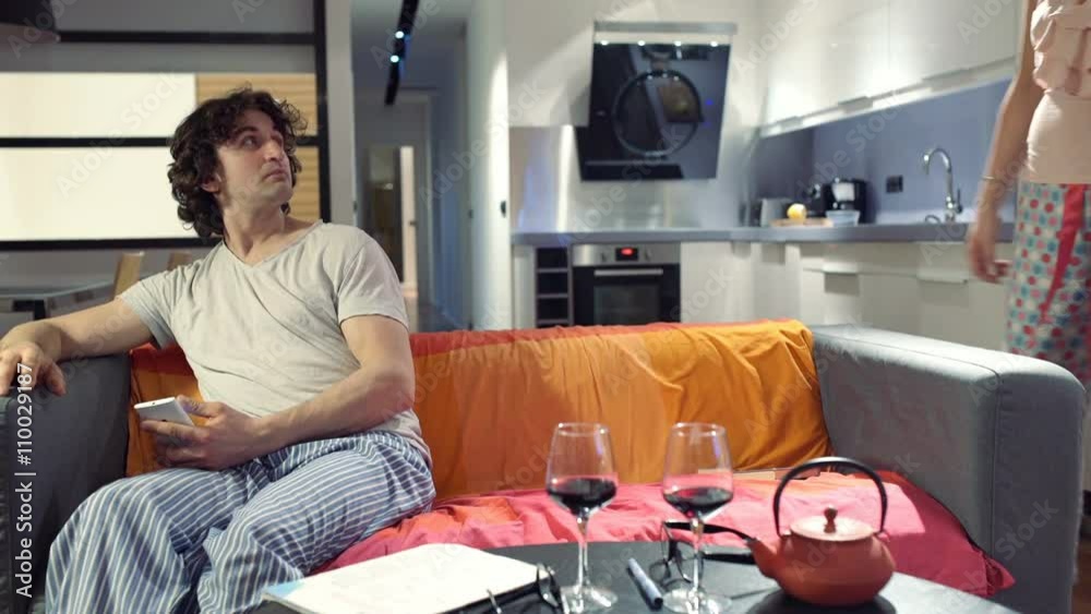 Woman comes to her boyfriend and starts chatting
