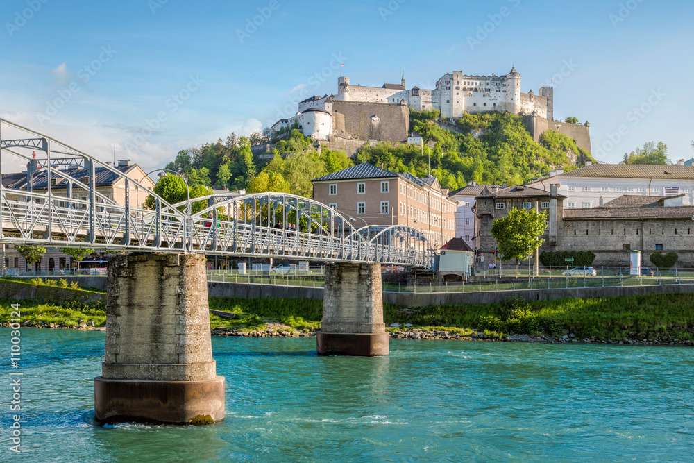Salzburg Stadt with Salzach river and Hohensalzburg castle, Salz