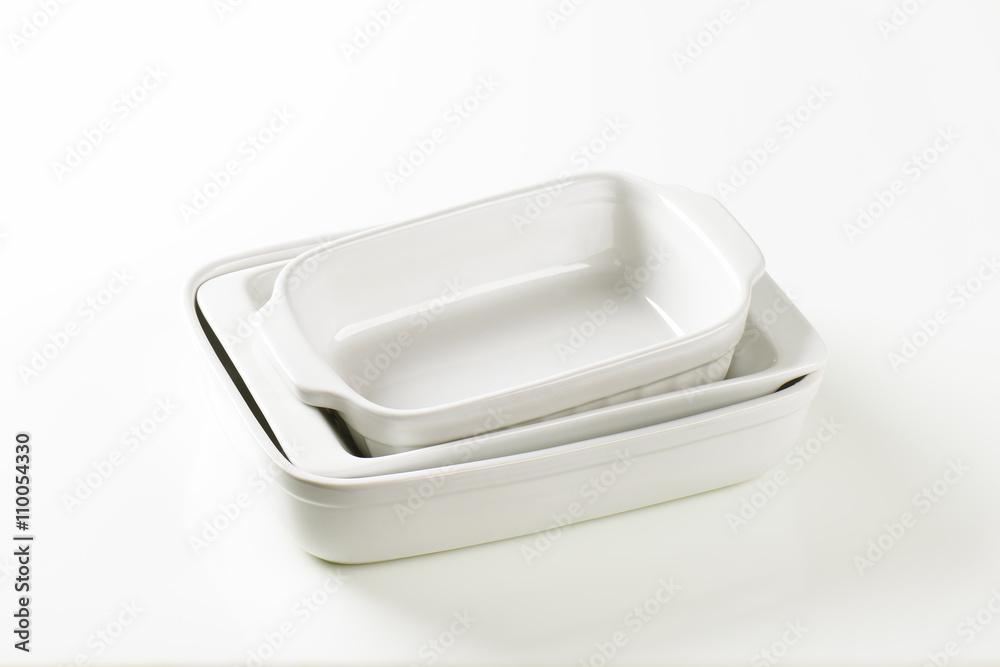 Rectangular porcelain dishes Rectangular porcelain dishes