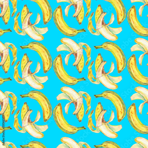 Seamless pattern with hand drawn bananas