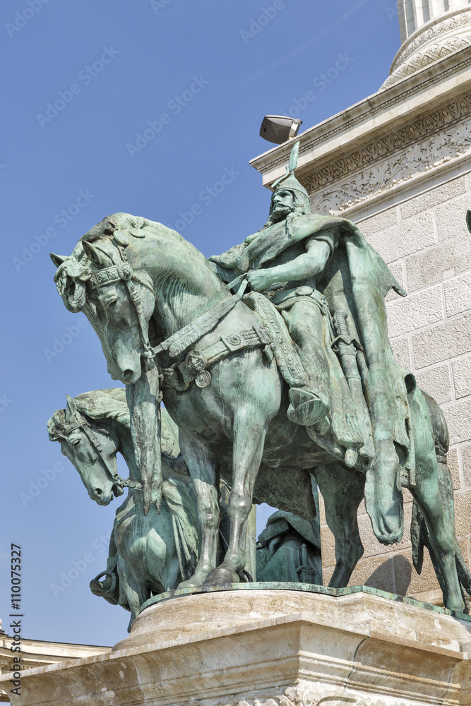 Obraz premium King Arpad on the Millennium Memorial in Budapest, Hungary