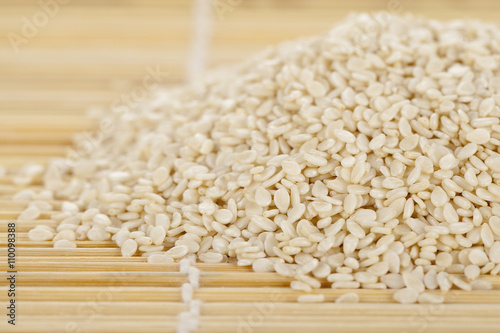 sesame seeds photo