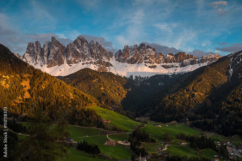 Fototapeta premium Funes valley