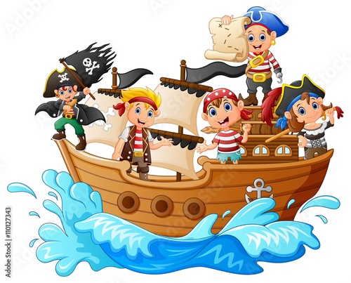 Fototapeta Naklejka Na Ścianę i Meble -  Group of pirate on the ship