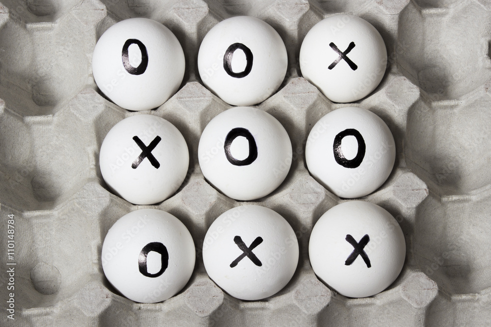 Drawing on eggs - tic-tac-toe game Drawing on eggs - tic-tac-toe game