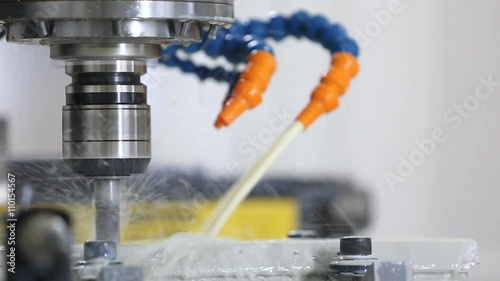 hydraulic metal cutting machine tools