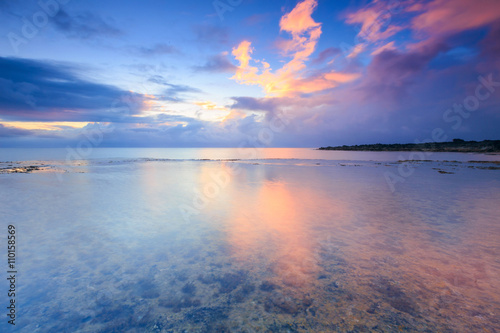 Peaceful low tide seascape at North shore of Oahu islsnd in Hawaii. 