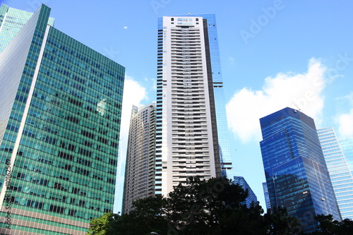 Skyscrapers in Singapore © marcuspon