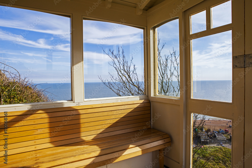 Obraz premium East Lift Train in Hastings