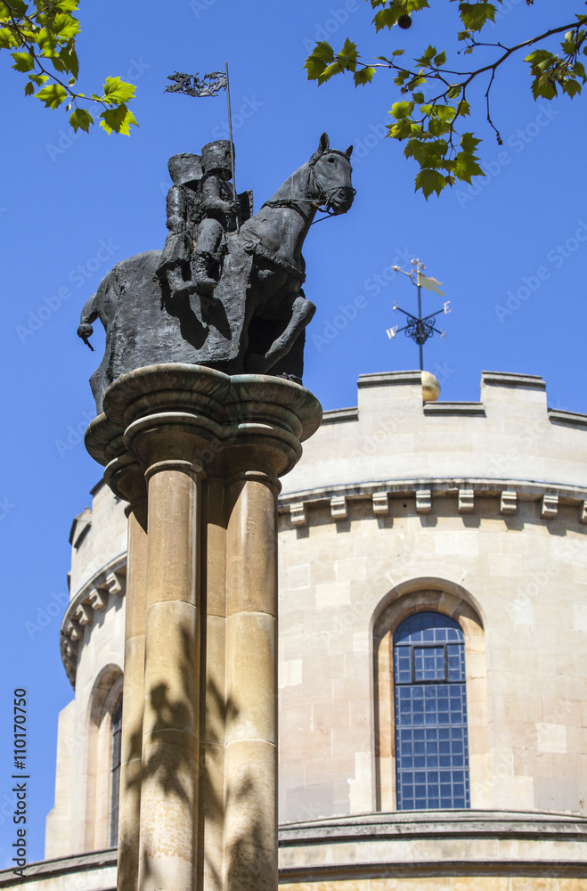 Knights Templar Statue at Temple Church in London