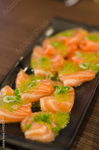 Thai spicy salmon salad