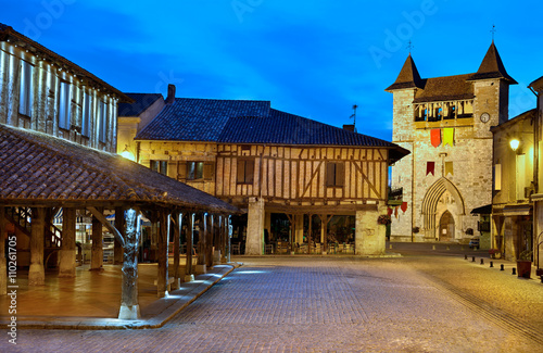 Fototapeta Naklejka Na Ścianę i Meble -  an old French traditional village, Villeréal