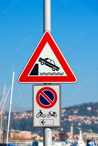 Triangle Traffic Sign - Unprotected Quayside