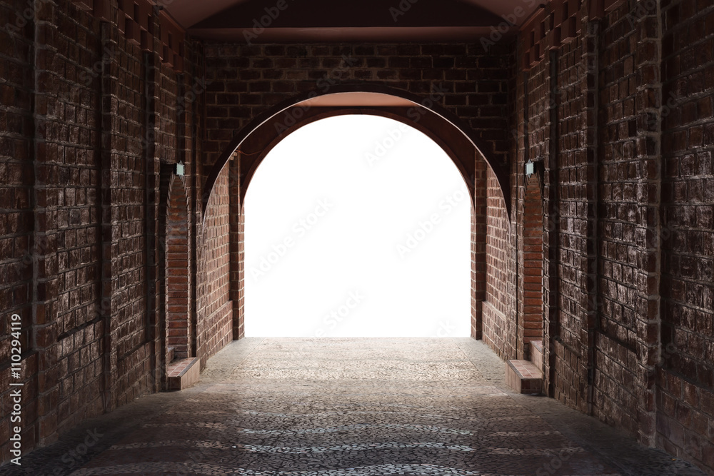 Obraz premium Walkway tunnel made by red brick and middle white isolated space