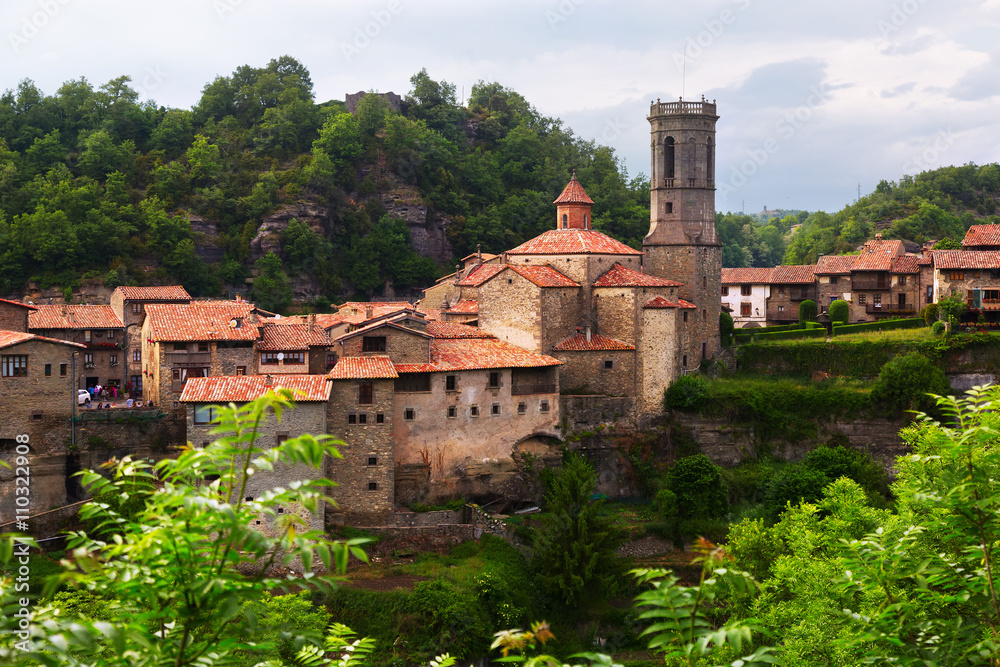 Fototapeta premium catalan village in summer day. Besalu, Spain