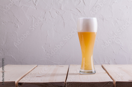 Glass of weizen photo
