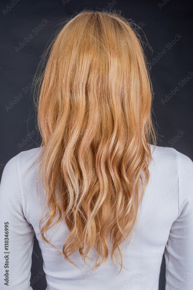 Naklejka premium Woman hairstyle with colored ribbons and colored hair