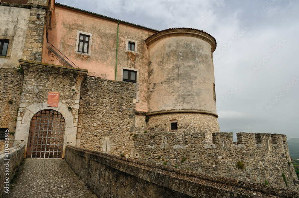 Castello Pandone, borgo antico di Venafro, città del Molise