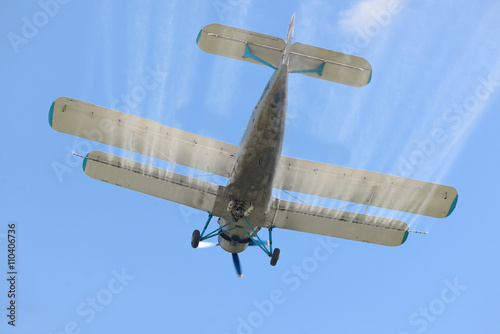 Fotografi Uniform spray application from fixed-wing aircraft