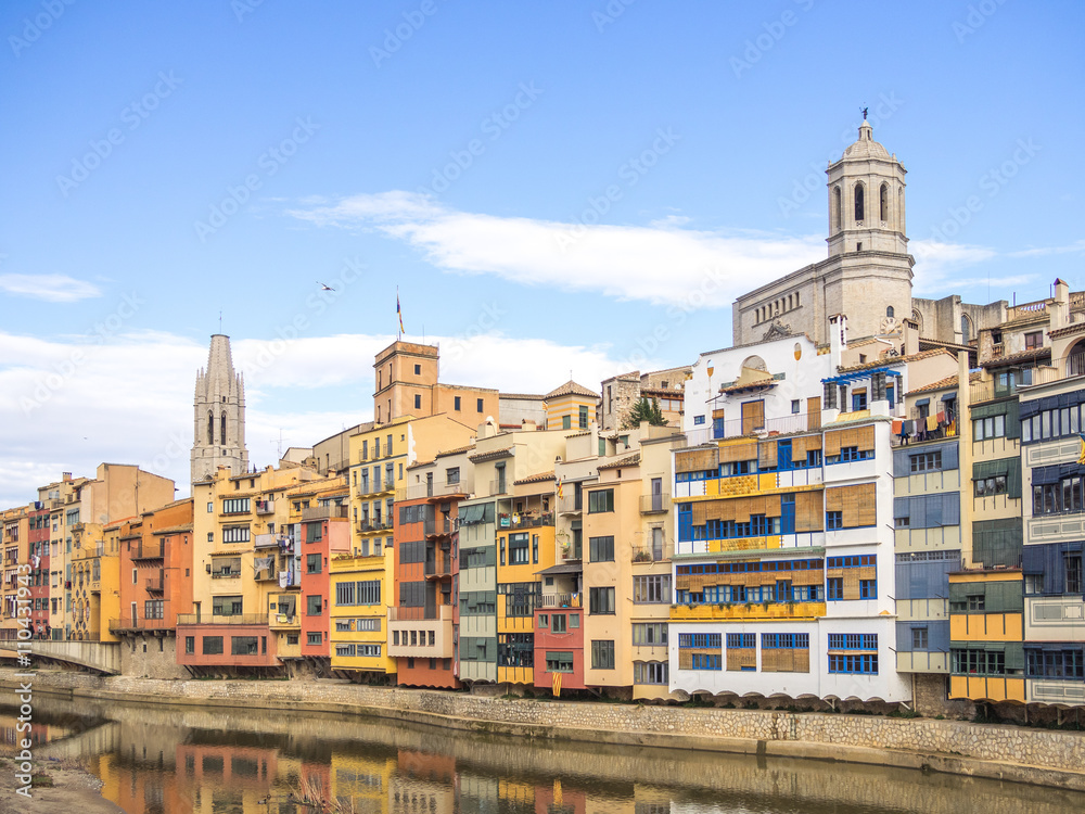 The Girona Houses