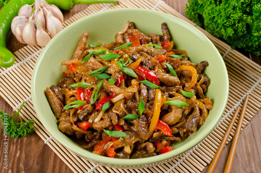 Stir fry pork, sweet peppers, onions and garlic Stir fry pork, sweet peppers, onions and garlic
