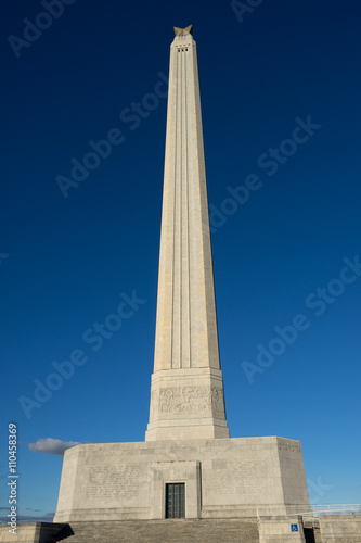 the san jacinto battleground monument in houston