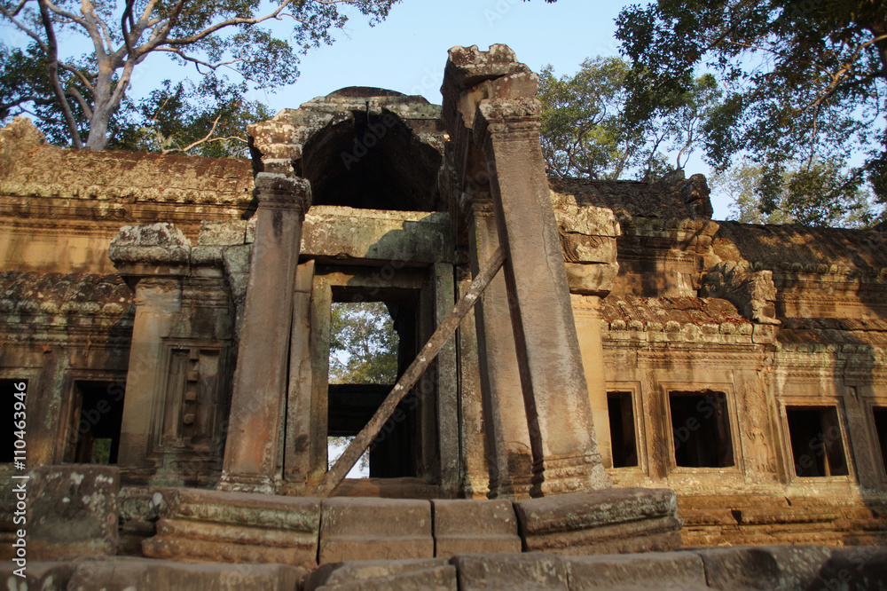 Fototapeta premium Ruins of Temple at Angkor Wat, Cambodia