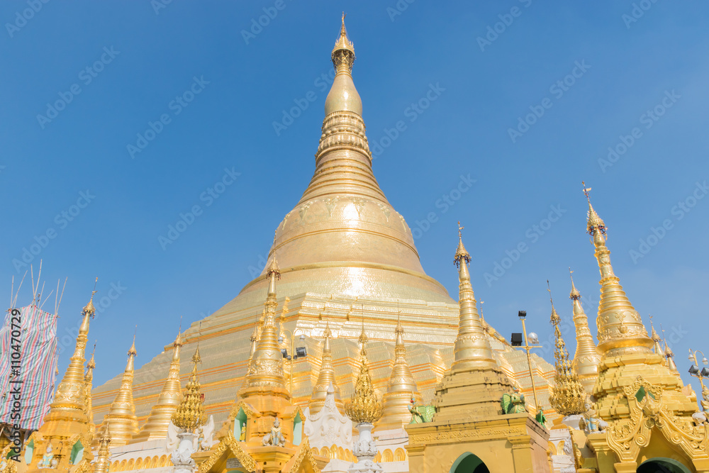 Fototapeta premium shwedagon pagoda