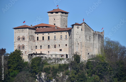 Obraz na płótnie Rocca di Angera ( Italy )