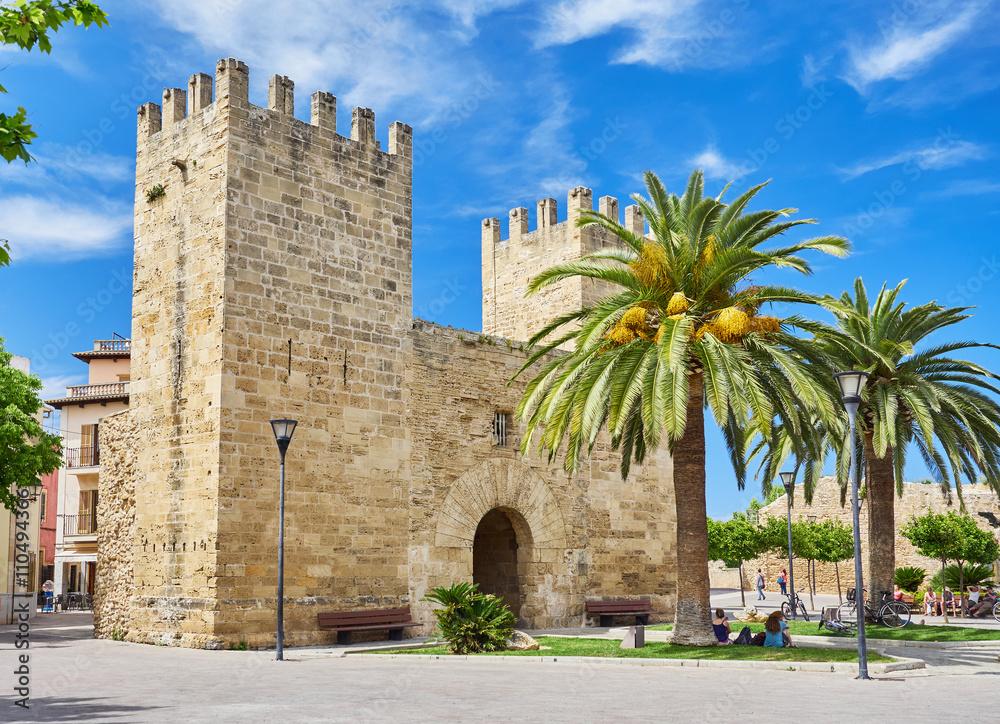 Mallorca - Alcudia mit Porta del Moll