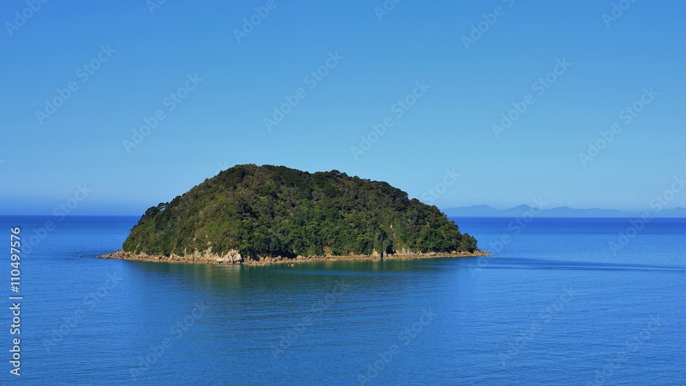 Small island in the Abel Tasman National Park
Small island in the Abel Tasman National Park