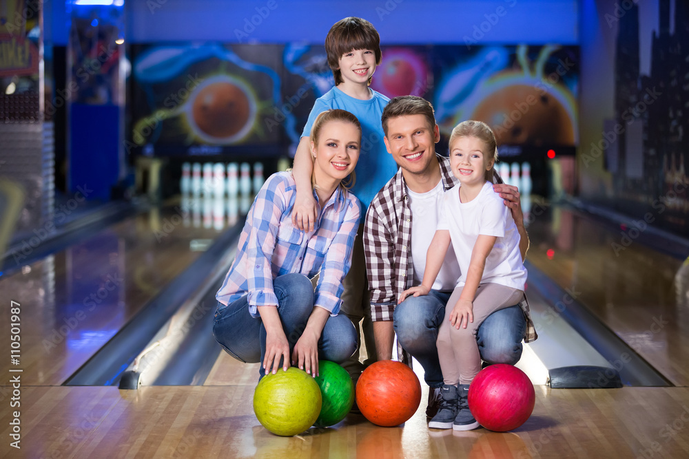 Fototapeta premium Family with child
