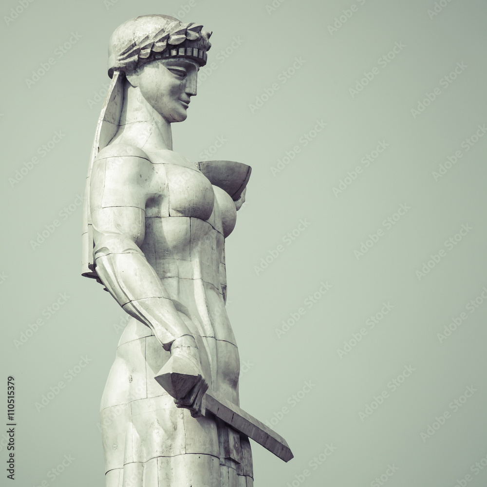 Obraz premium Famous Mother Georgia statue in Tbilisi, Georgia