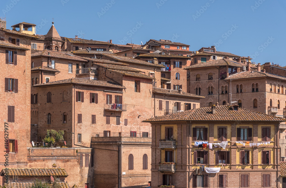 case nella città di siena, italia