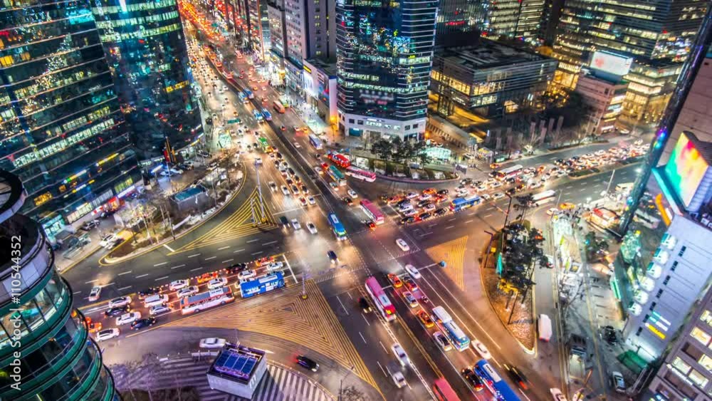 Time lapse traffic at night in Seoul, South Korea.4K
