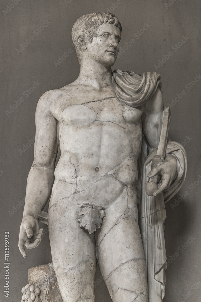 Fototapeta premium Statua rzymskiego człowieka nobla, Rzym, Włochy