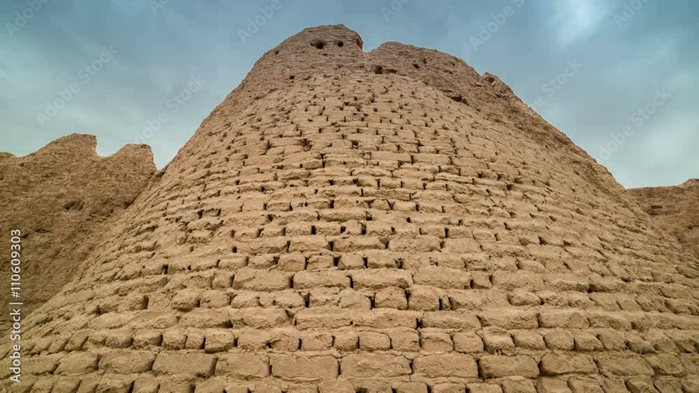 4K Timelapse Brick wall of the ancient city of Sauran, Kazakhstan 4K Timelapse Brick wall of the ancient city of Sauran, Kazakhstan